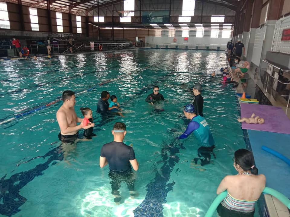 Baby Group Swimming Class